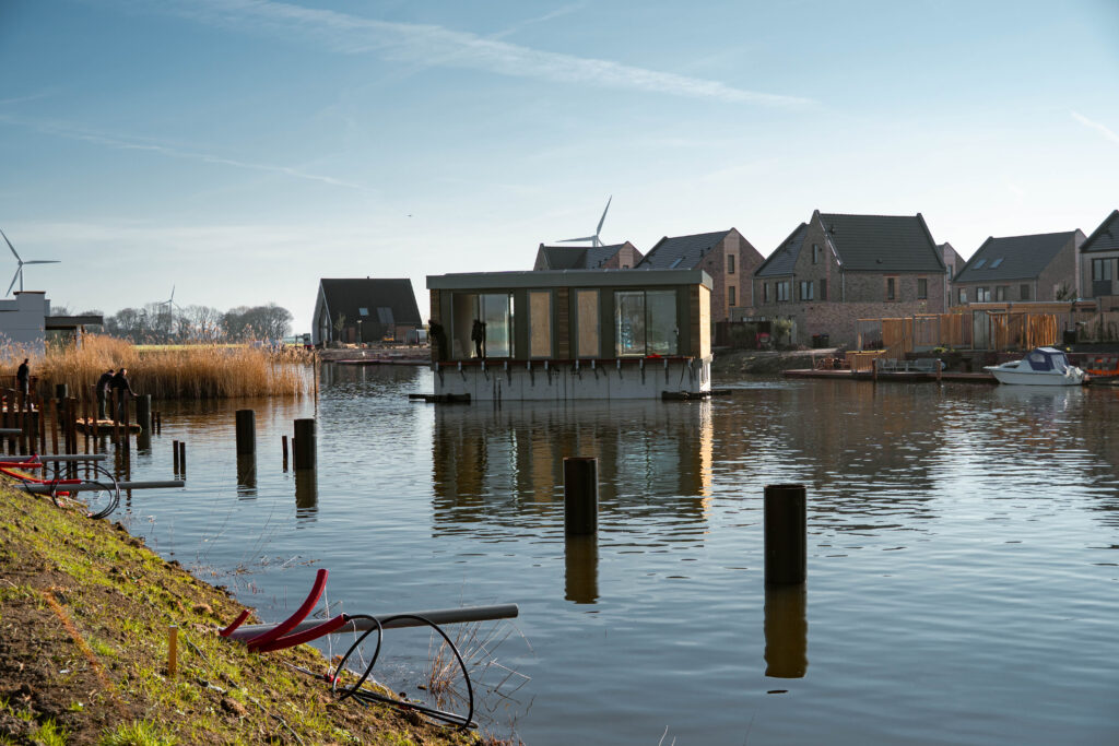 omvaren royal waterlofts